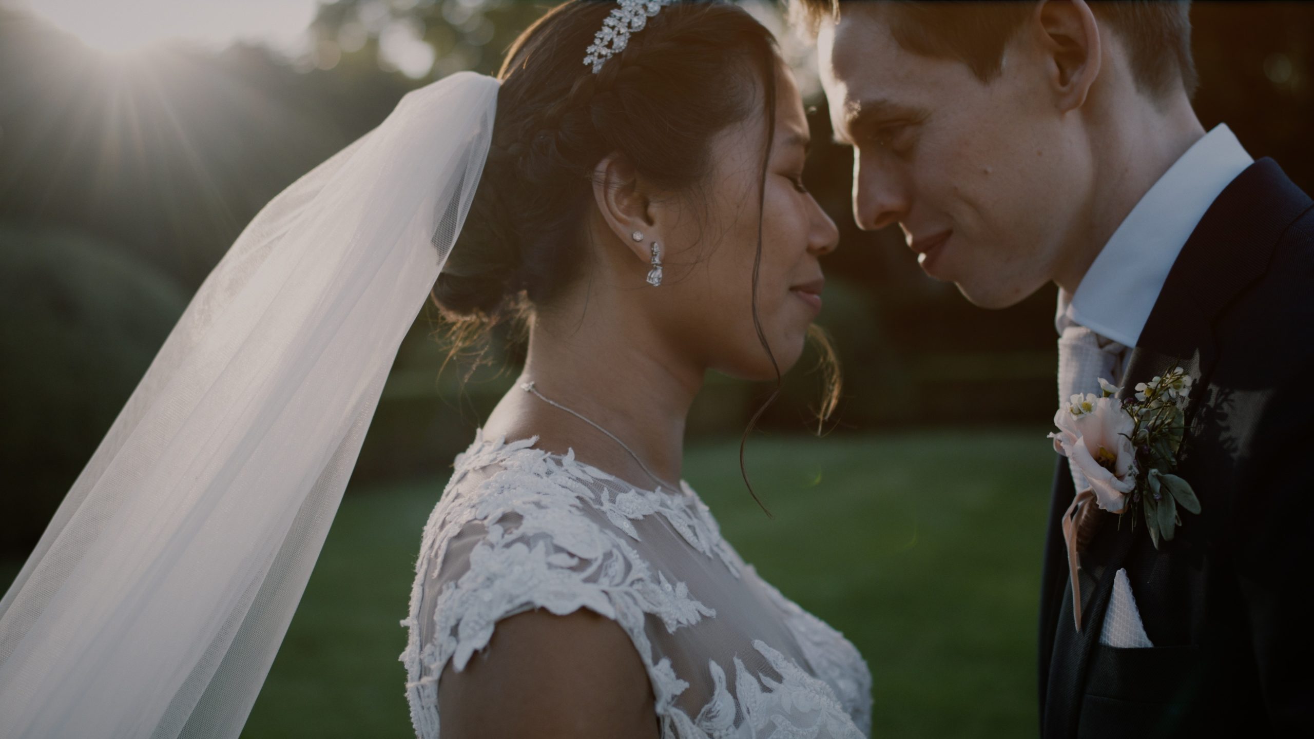 MICHELLE + MAX _ wedding teaser - Schloss Halbturn - hochzeisvideograf 